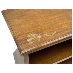 20th century mahogany open bookcase, fitted with two shelves, on bracket feet