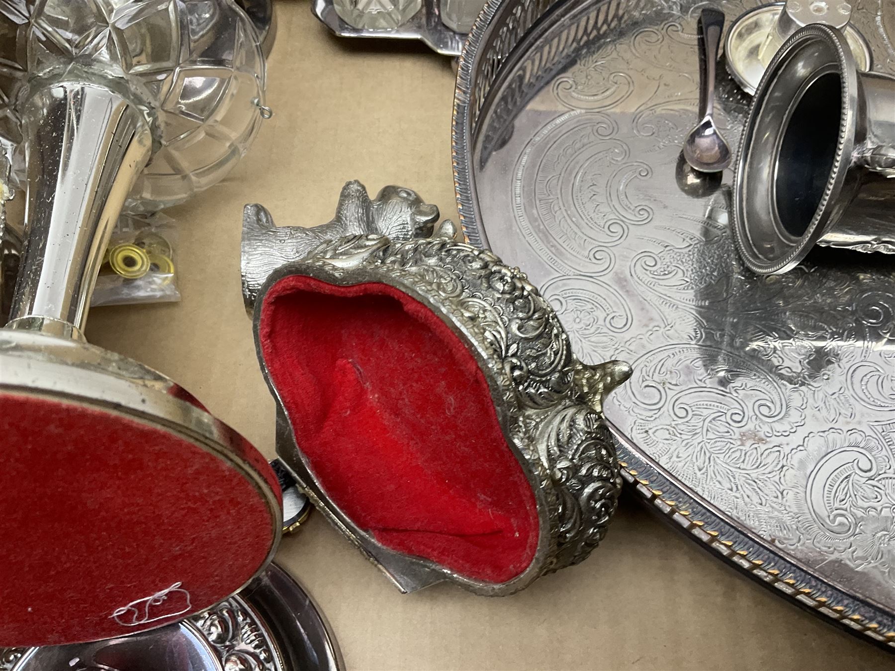 Collection of silver plate, including trays, candlesticks, cutlery, sauce boat, etc 