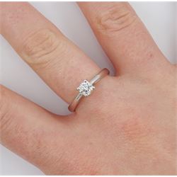 18ct white gold single stone round brilliant cut diamond ring, hallmarked, diamond approx 0.30 carat