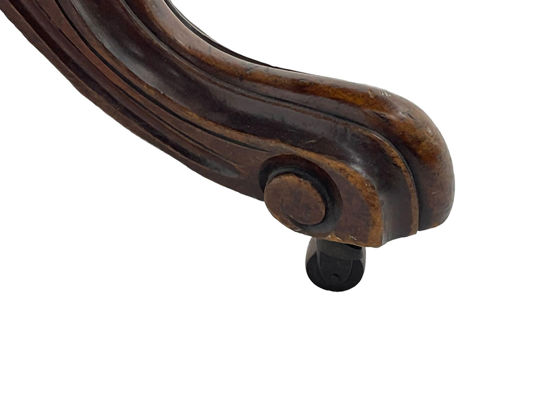 Victorian mahogany loo or dining table, oval moulded tilt-top on turned pedestal, four out splayed supports with scrolled carved terminals (137cm x 101cm, H75cm); together with set of four Victorian dining chairs upholstered in pale buttoned fabric, on turned front supports with brass and ceramic castors  