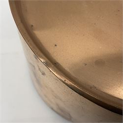 Large late 19th century copper lidded sauce pan, H15cm D23.5cm including handles L47.5cm