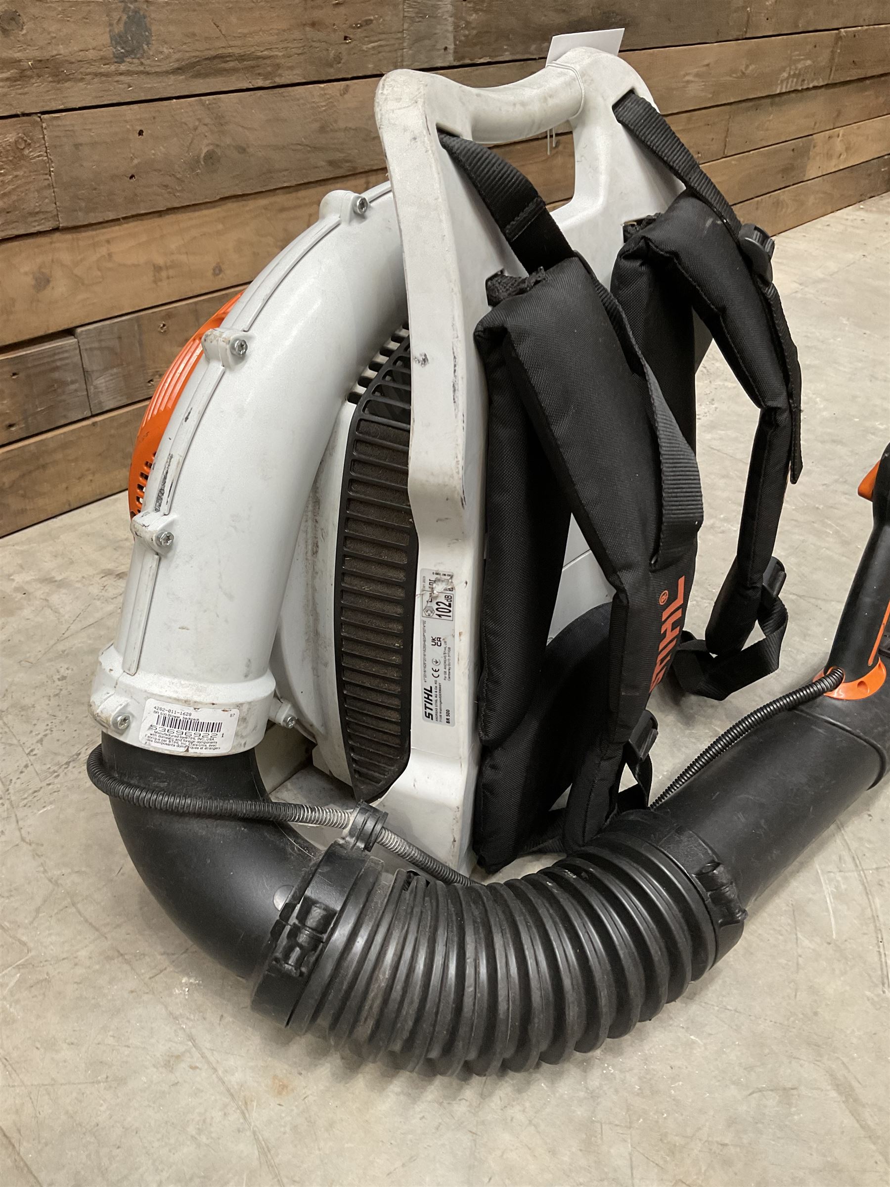 Stihl BR-500 petrol backpack leaf blower