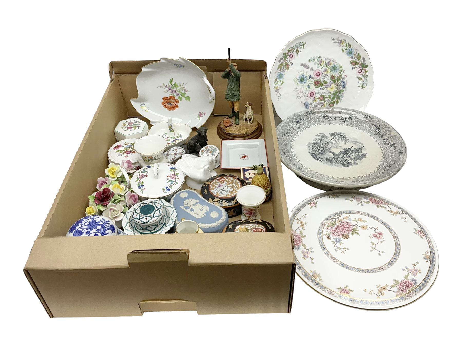 Modern Meissen leaf dish, Country Artists figure, trinket boxes including Jasperware example and a collection of other ceramics and collectables