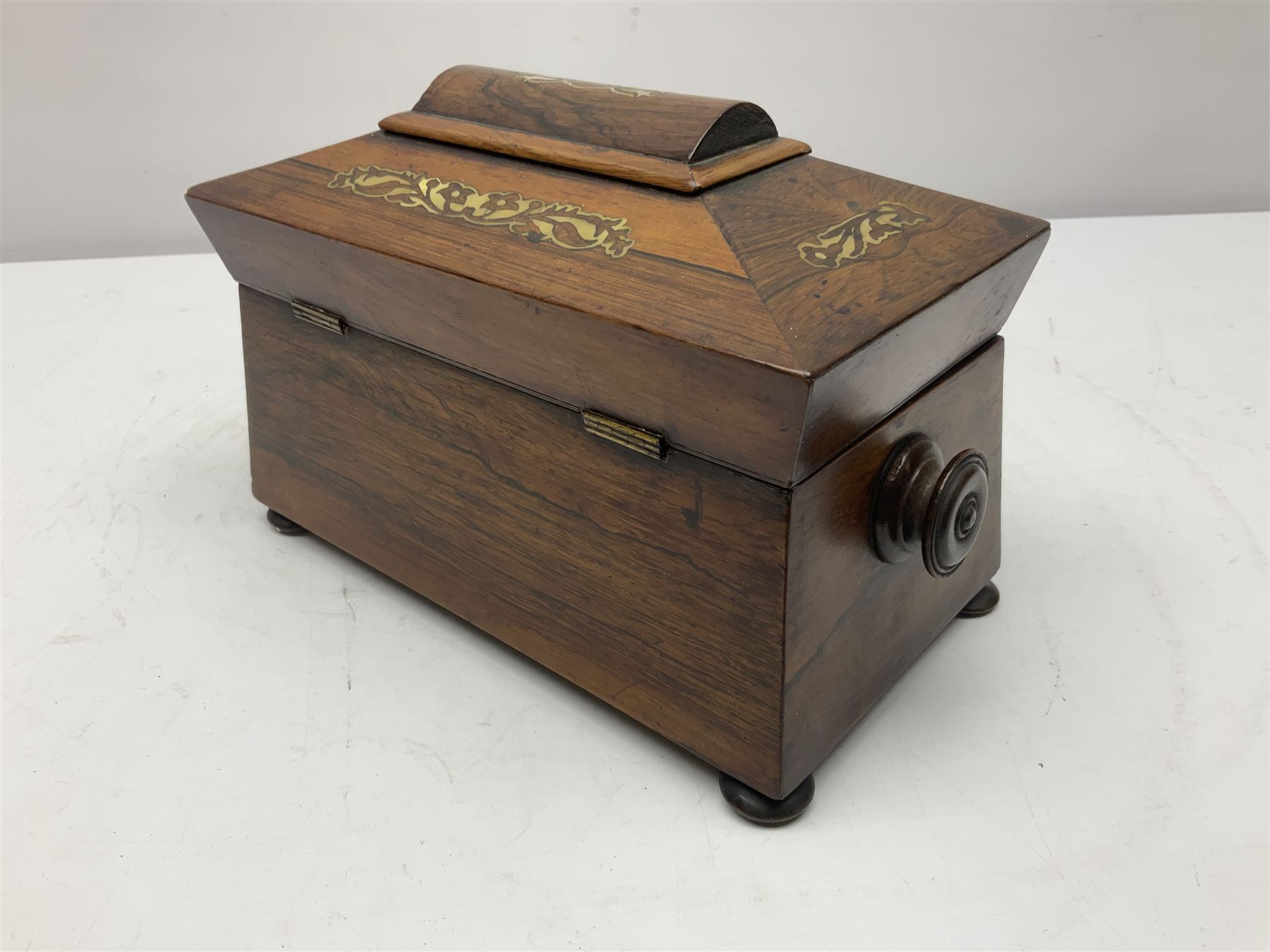 Victorian inlaid rosewood tea caddy of sarcophagus form H18cm