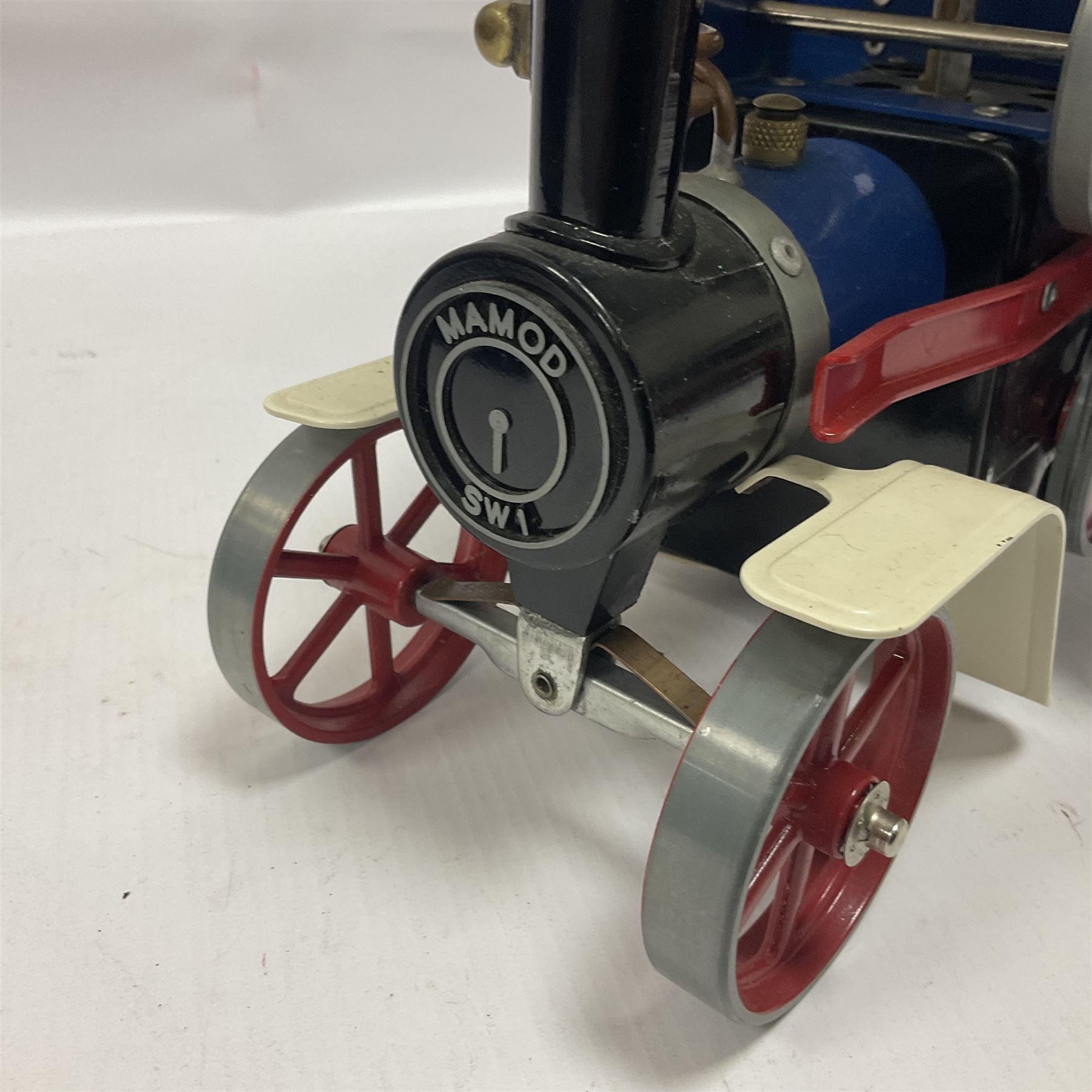 Mamod SW1 ‘Steam Wagon’ live steam, in blue and red