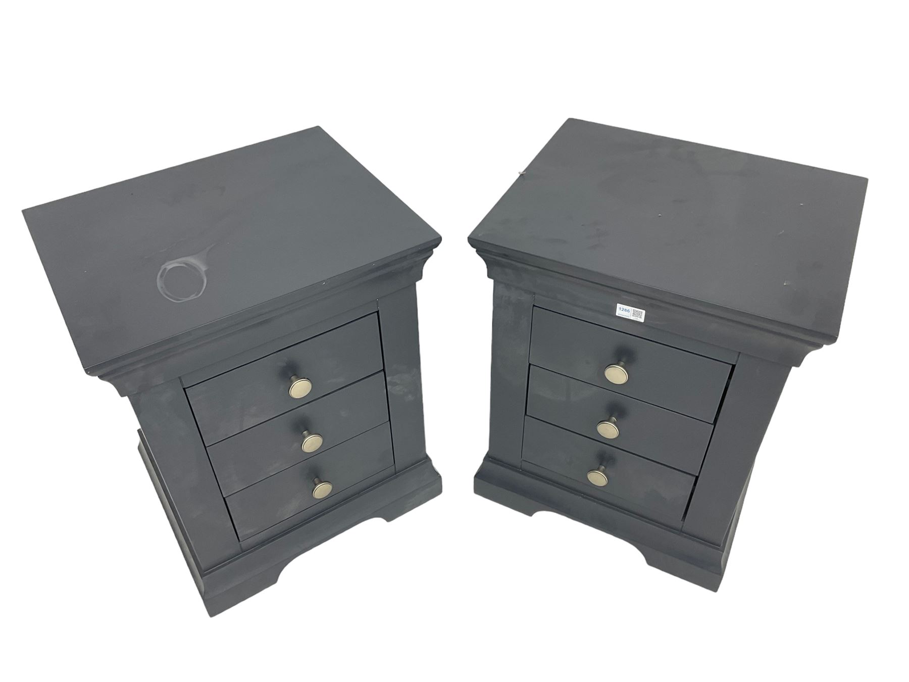 Cotswold - pair of anthracite grey painted three bedside chests, fitted with three drawers