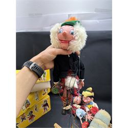 Four Pelham Puppets and a theatre, to include Macboozle SM4, Pinocchio SL1, Caterpillar and Noddy, three puppets and theatre boxed