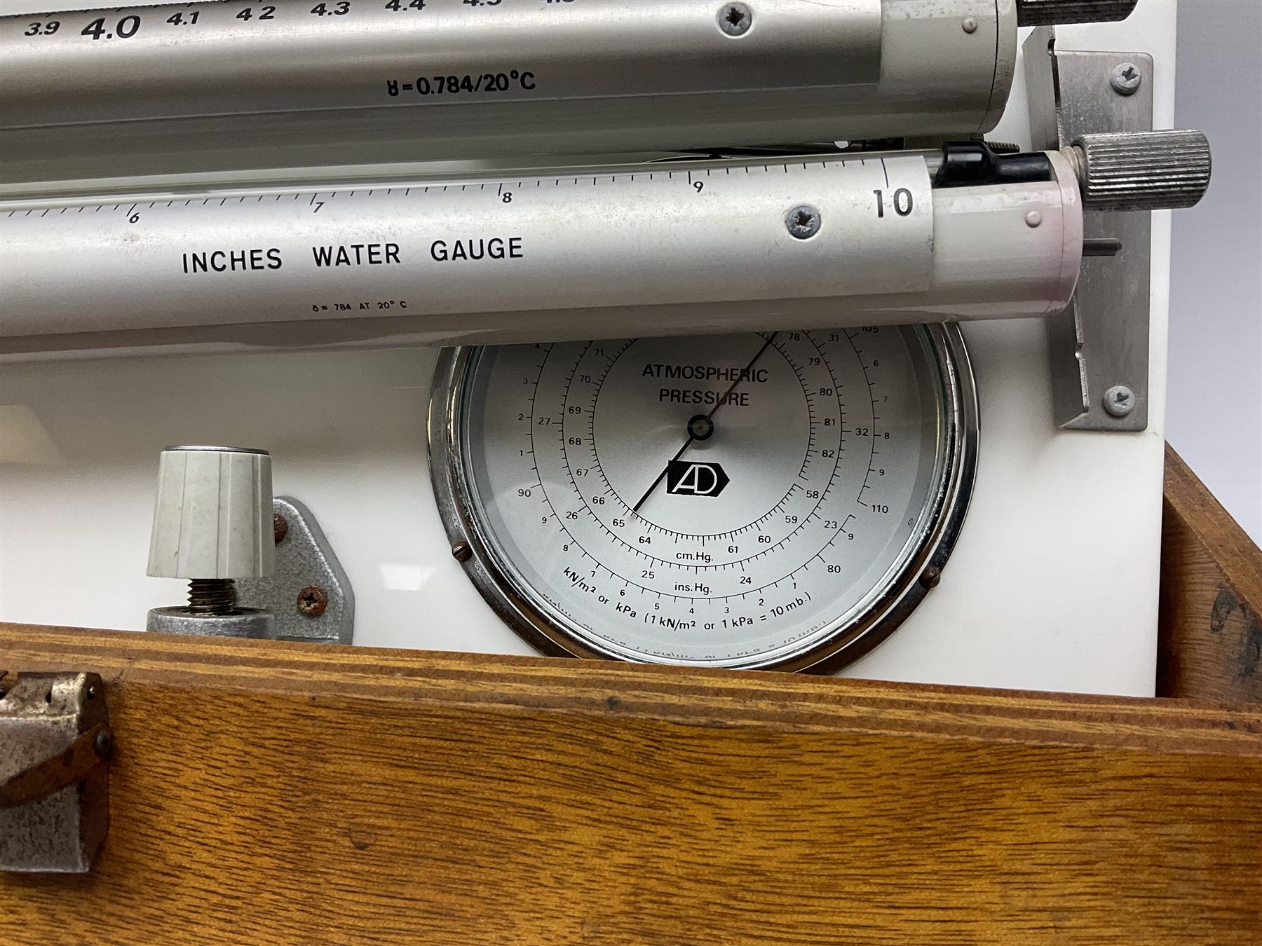 Airflow Developments Ltd. Mk.4/5 airflow testing set (Manometer), serial no.35774, in wooden case with four folding legs L83cm