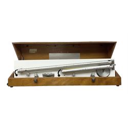 Airflow Developments Ltd. Mk.4/5 airflow testing set (Manometer), serial no.35774, in wooden case with four folding legs L83cm