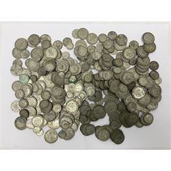 Approximately 2652 grams of Great British pre 1947 silver coins