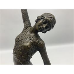 Art Deco style bronze figure of a dancer with arms outstretched, upon a stepped marble socle base, after 'Chiparus', with foundry mark, H37cm 