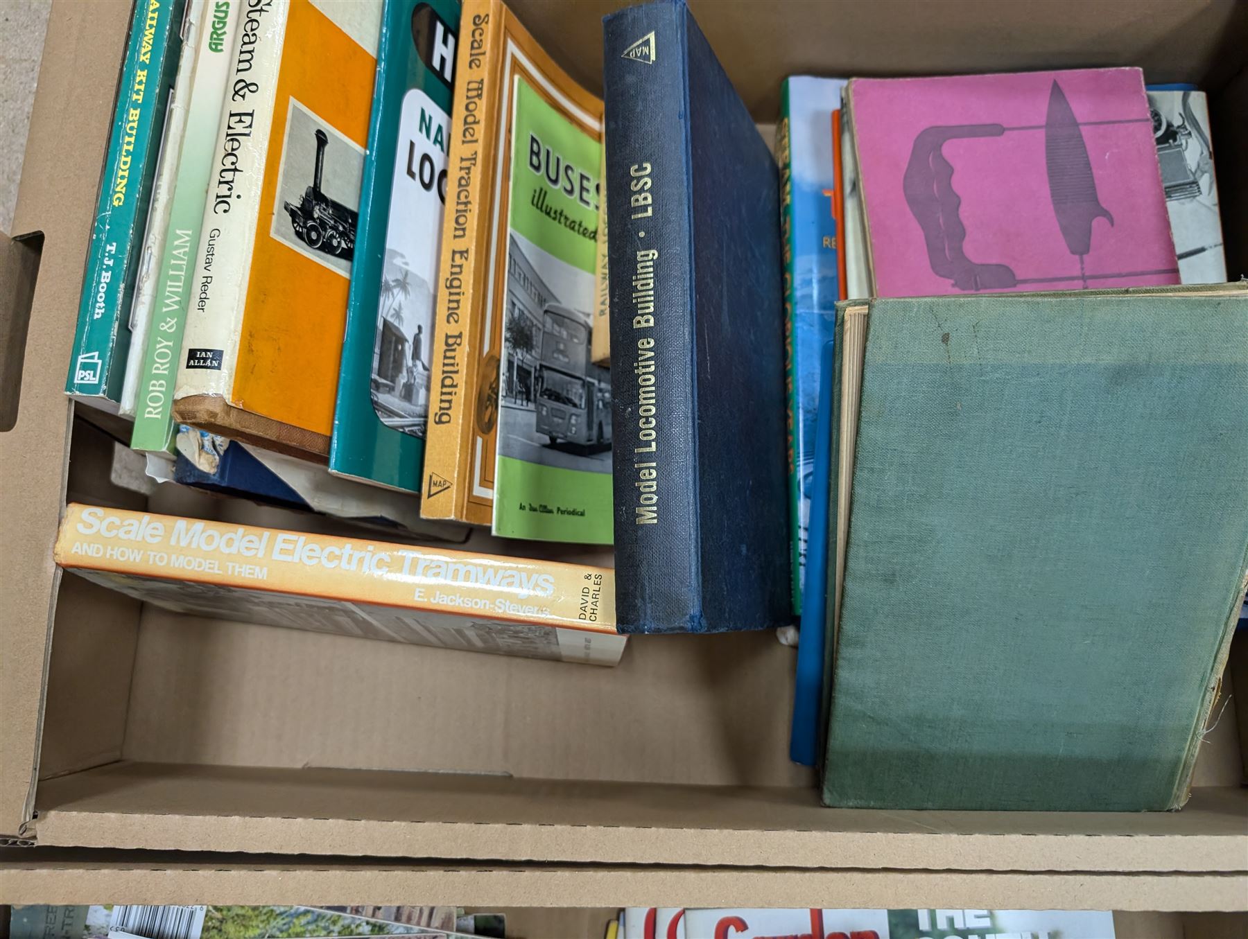 Large collection of reference books, relating mostly to model railway, model boats and engineering, in four boxes