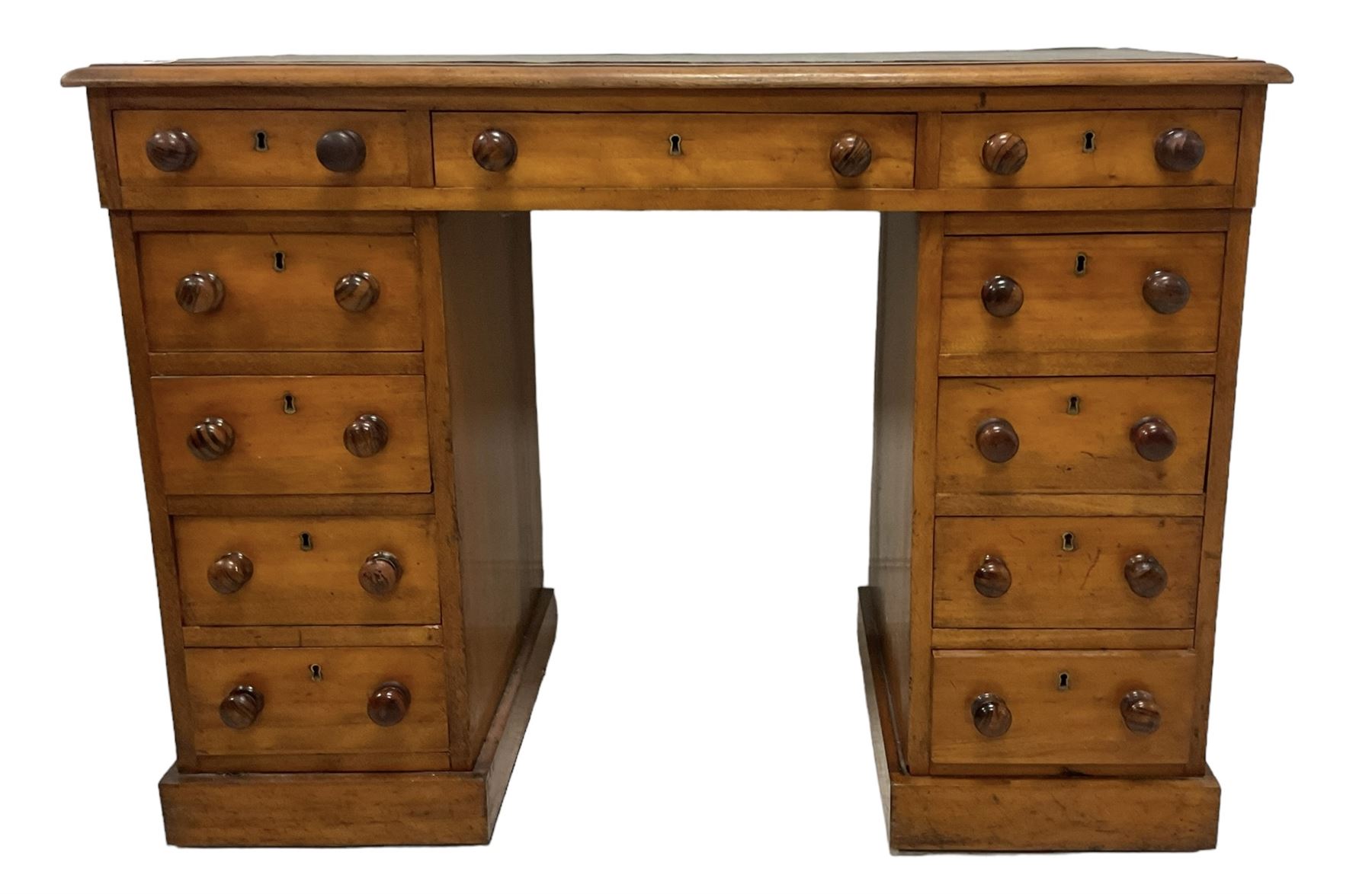 Victorian mahogany twin pedestal desk, rectangular top with inset green leather writing surface, fitted with central frieze drawer flanked by five graduating drawers on each side 