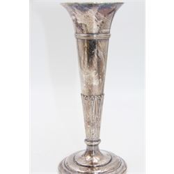 Elkington & Co silver plated trumpet vase, from the Cunard Steamship, tapering stam with foliate decoration, upon a circular stepped foot, H19cm
