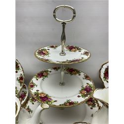 Royal Albert Old Country Roses pattern part tea service, to include teapot, water jug, six cups and saucers, covered sucrier, cake stand etc (39)