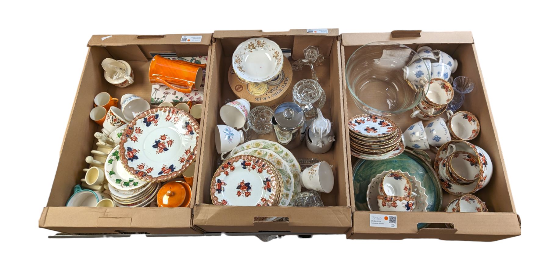 Colclough teawares, six Portmeirion Botanic Garden pastry forks, Leedsware bon  bon dish and a collection of other ceramics, in three boxes 