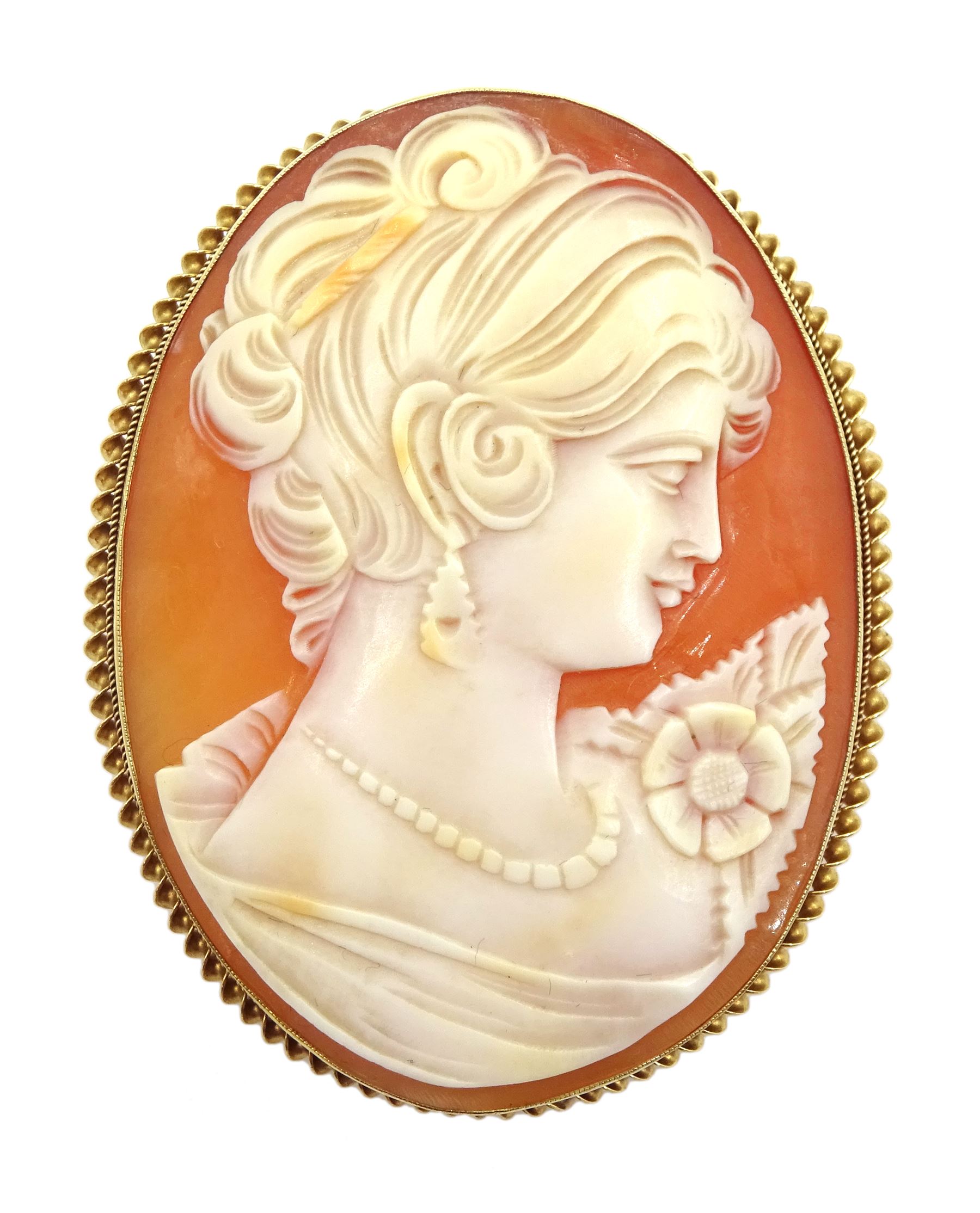 9ct gold cameo brooch, depicting a female bust portrait, Birmingham 1972