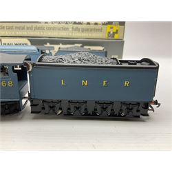 Wrenn '00' gauge - two Class A4 4-6-2 locomotives in LNER Garter Blue - 'Mallard' No.4468; and 'Sir Nigel Gresley' No.7; both boxed with instructions (2)