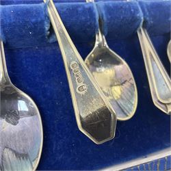 Set of six silver teaspoons, hallmarked, together with silver plated teaspoons and dish