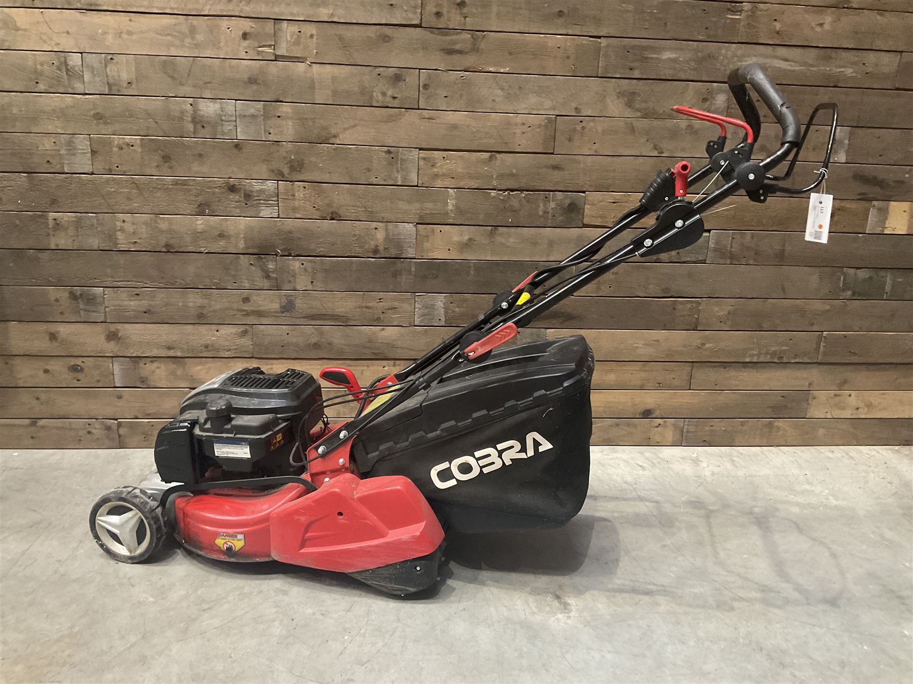 Cobra 575iS petrol lawnmower, electric start, with battery and charger