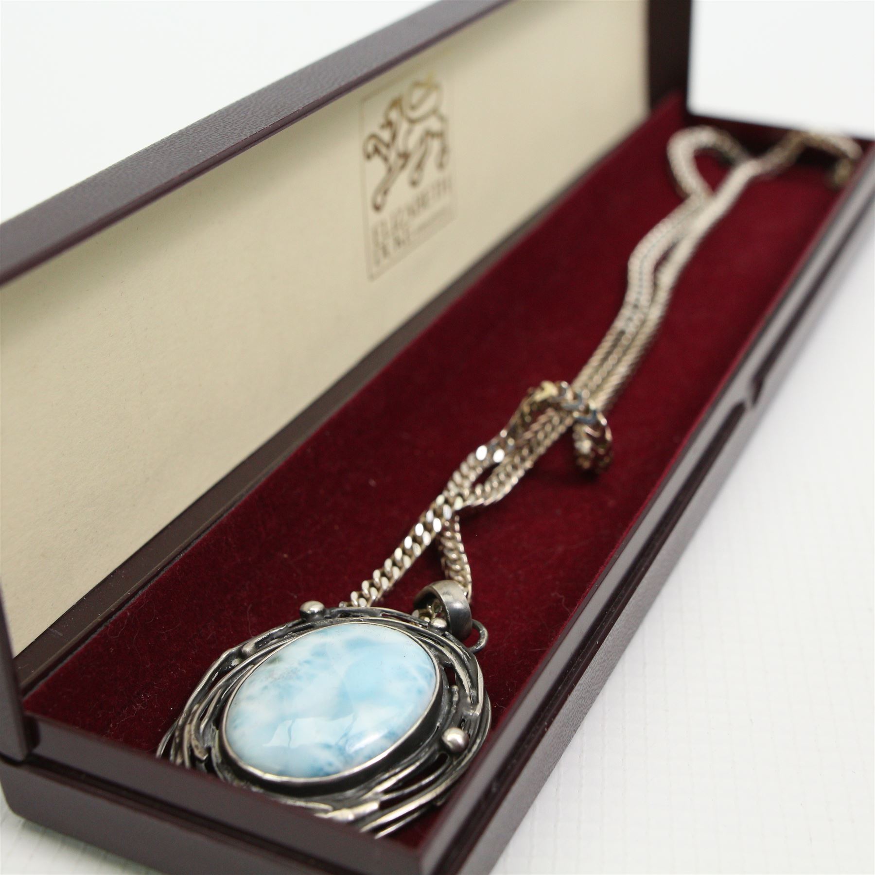 Group of silver jewellery, including a moss agate pendant necklace and ring set, a blue agate silver pendant necklace, an onyx pendant necklace and a citrine bracelet