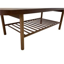Oak finish coffee table, rectangular form with rounded corners, turned supports joined by under tier
