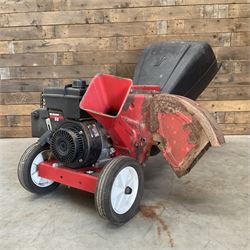 Mountfield Yard Machines 55 petrol garden chipper