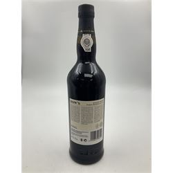 Four bottles Dow's port, comprising, 1975, 1979, Master Blend, and 2001 Quinta Do Bomfim, various contents and proof (4) 