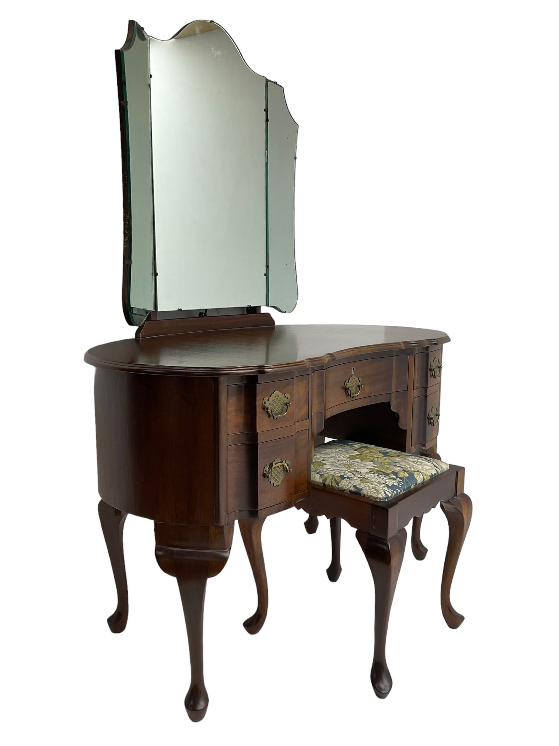 Early 20th century Dutch design mahogany kidney-shaped dressing table, raised triple mirror back, fitted with central frieze drawer flanked by four graduating drawers, on cabriole supports, with stool