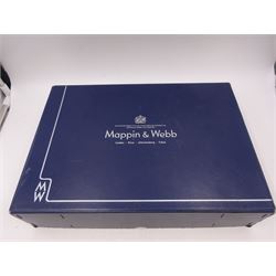 Mappin & Webb Athenian pattern silver cutlery for eight place settings, comprising table forks, silver handled table knives, dessert spoons, dessert forks, silver handled butter knives, soup spoons and teaspoons, hallmarked Mappin & Webb Ltd, Sheffield 1978, contained within anti-tarnish fabric wraps and boxed 