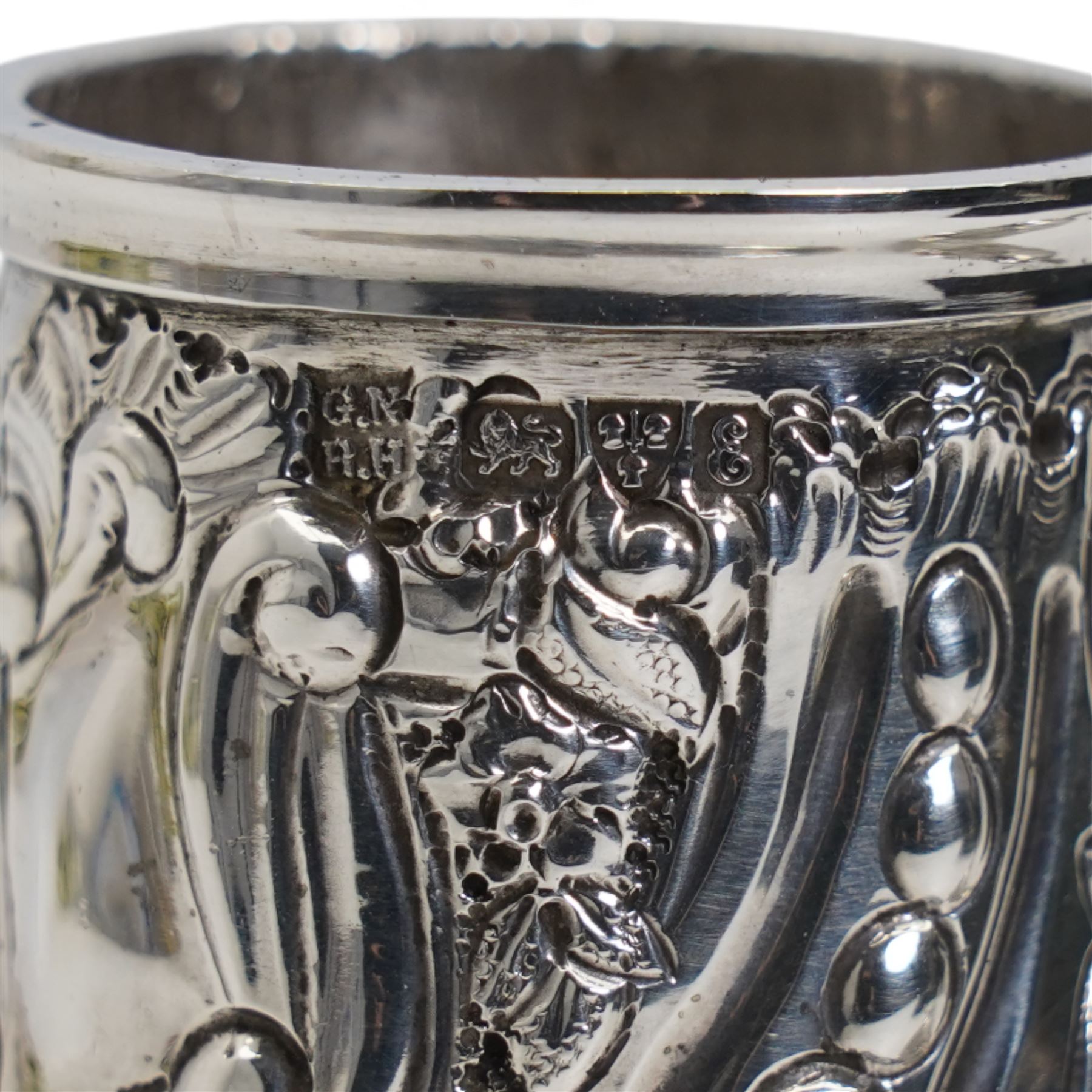 Edwardian embossed silver caster decorated with flowers, foliage etc H16cm Chester 1905 Maker George Nathan & Ridley Hayes