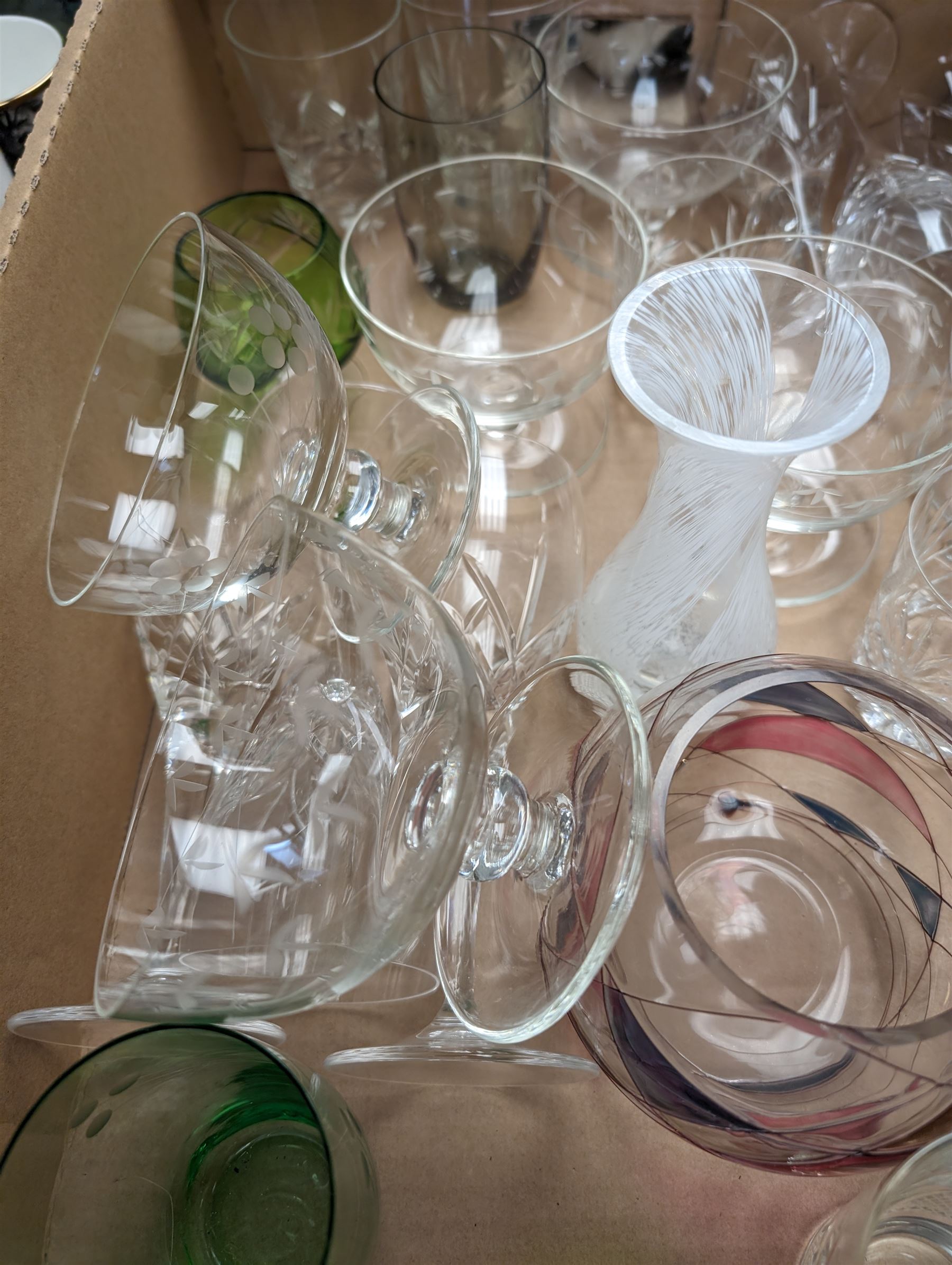 Collection of glassware, to include coloured drinking glasses, Caithness vase, etc