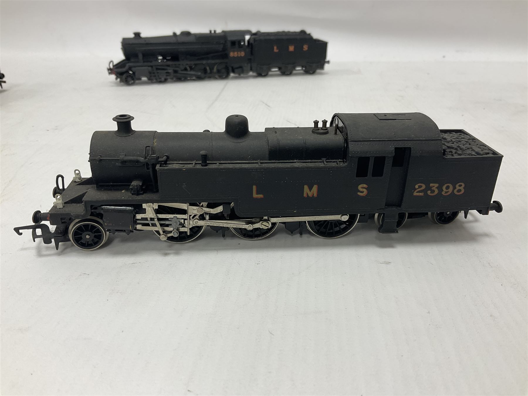 Hornby ‘00’ gauge - Class M7 0-4-0T locomotive no.30111 in BR black; Class 4P 2-6-4T locomotive no.42308 in BR black; Class 264 0-4-0ST ‘Monty’ locomotive no.16020 in LMS black; Class 4P 2-6-4T no.2398 in LMS black; Class 8F 2-8-0 locomotive no.851 in LMS black (5) 