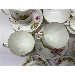 Royal Crown Derby Posies pattern tea service, including two milk jugs, two open sucrier, twelve teacups and saucers, twelve dessert plates etc 