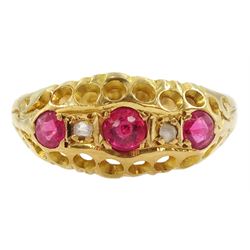 Early 20th century 18ct gold five paste and diamond ring, Birmingham 1915