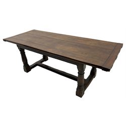 20th century Jacobean design oak refectory dining table, rectangular plank top with cleated ends, on turned supports united by H-stretchers 