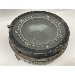 Air Ministry type P8 Compass, primarily fitted to the Hawker Hunter and the Supermarine Spitfire, marked AFT AM ref no 6A/745, D17cm