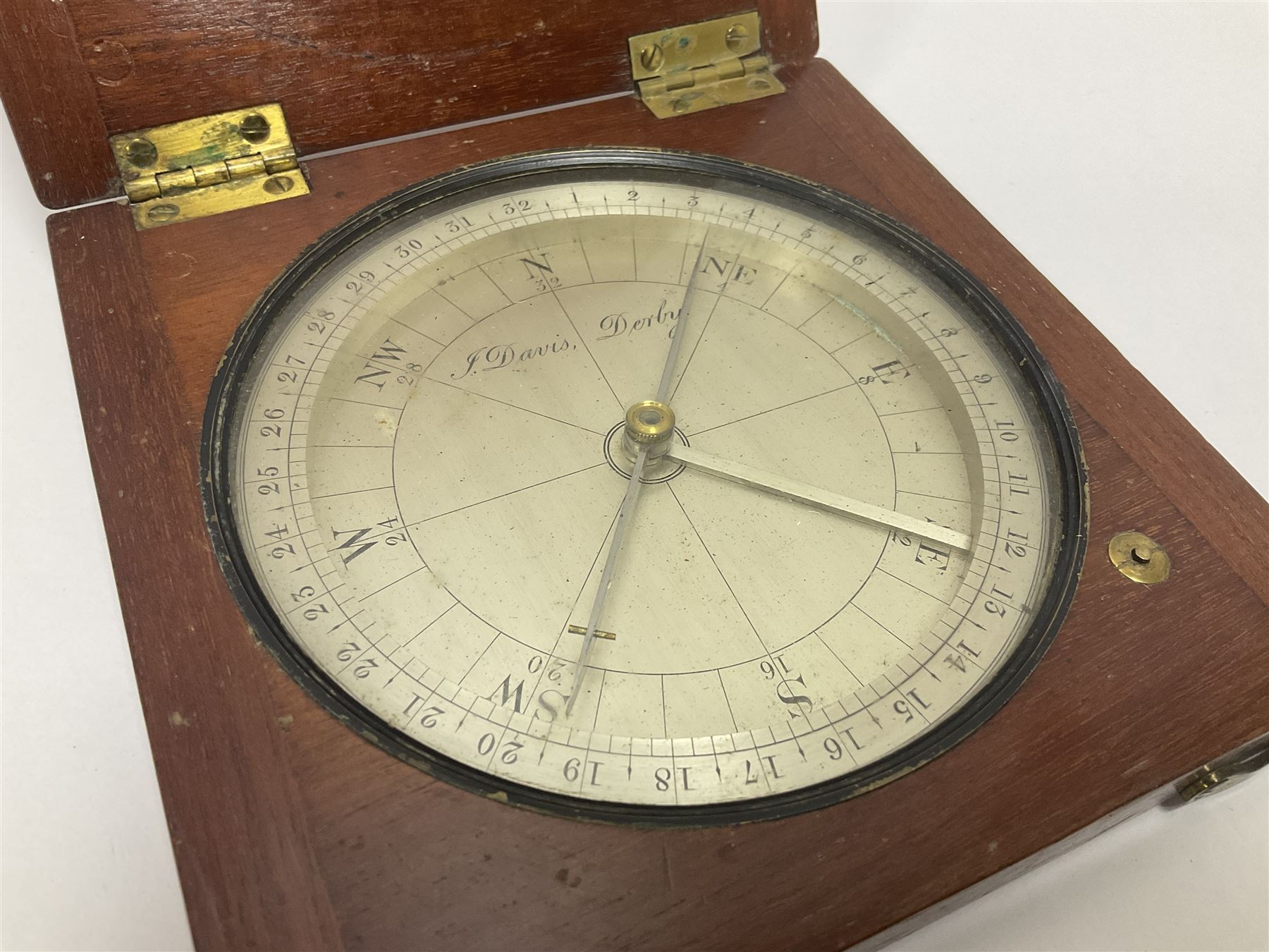 19th century thirty-two point surveyors compass, inscribed J. Davis Derby to the silvered dial, contained within a mahogany case, dial D11cm