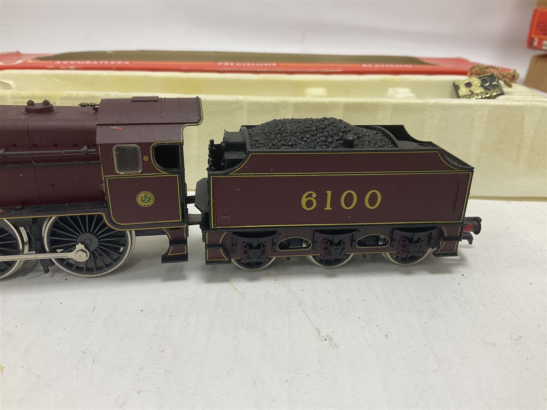 Rivarossi ‘HO’ gauge - 1348 4-6-0 ‘Royal Scot’ steam locomotive and tender no.6100 and four carriages comprising 2933, two 2934 and 2935 in maroon; in original boxes (5) 