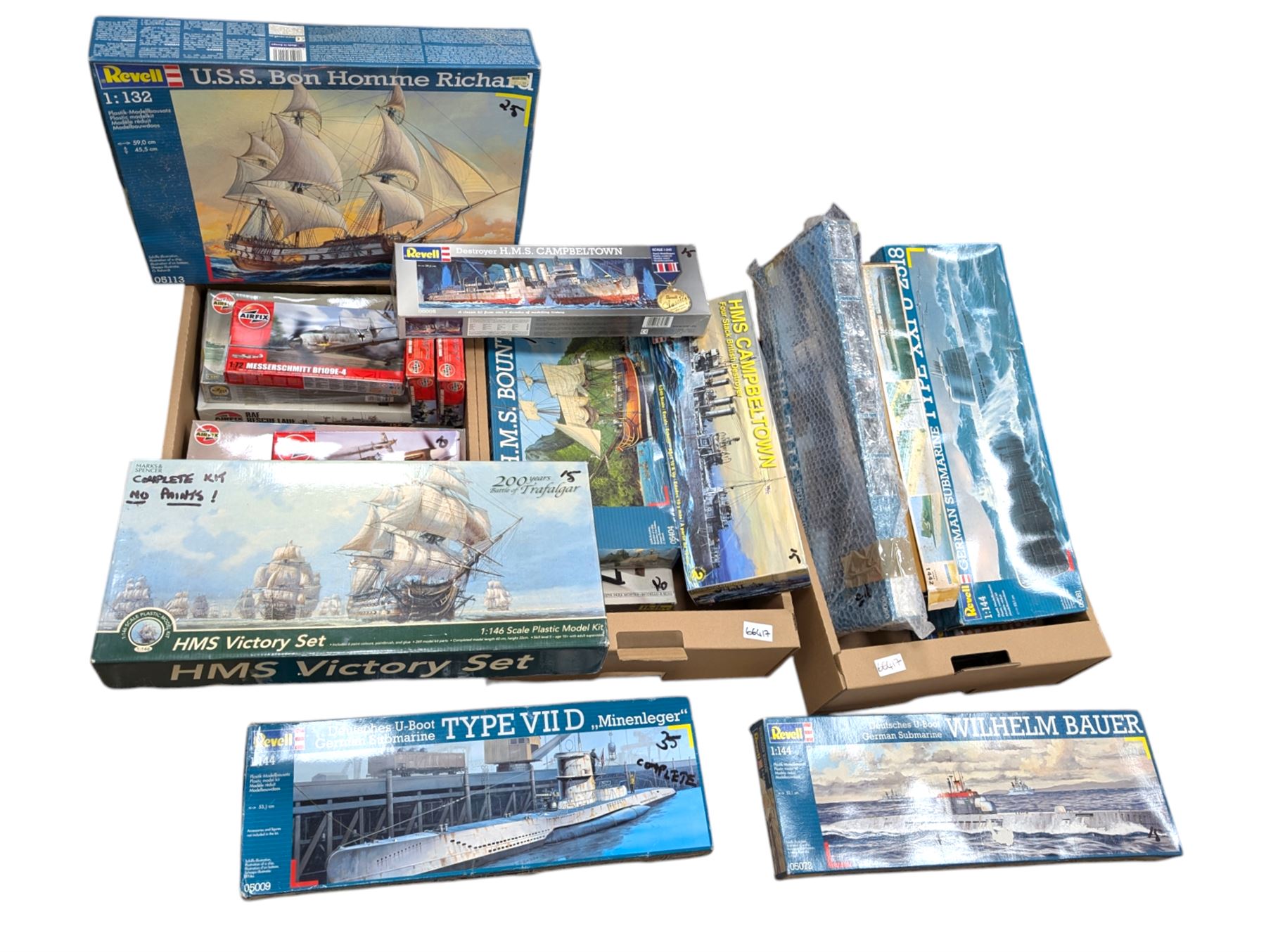 Large collection of model building kits, predominantly Revell examples, including USS Bon Homme Richard, German Submarine Type XXI U 2518 and German Submarine Wilhelm Bauer, all boxed 