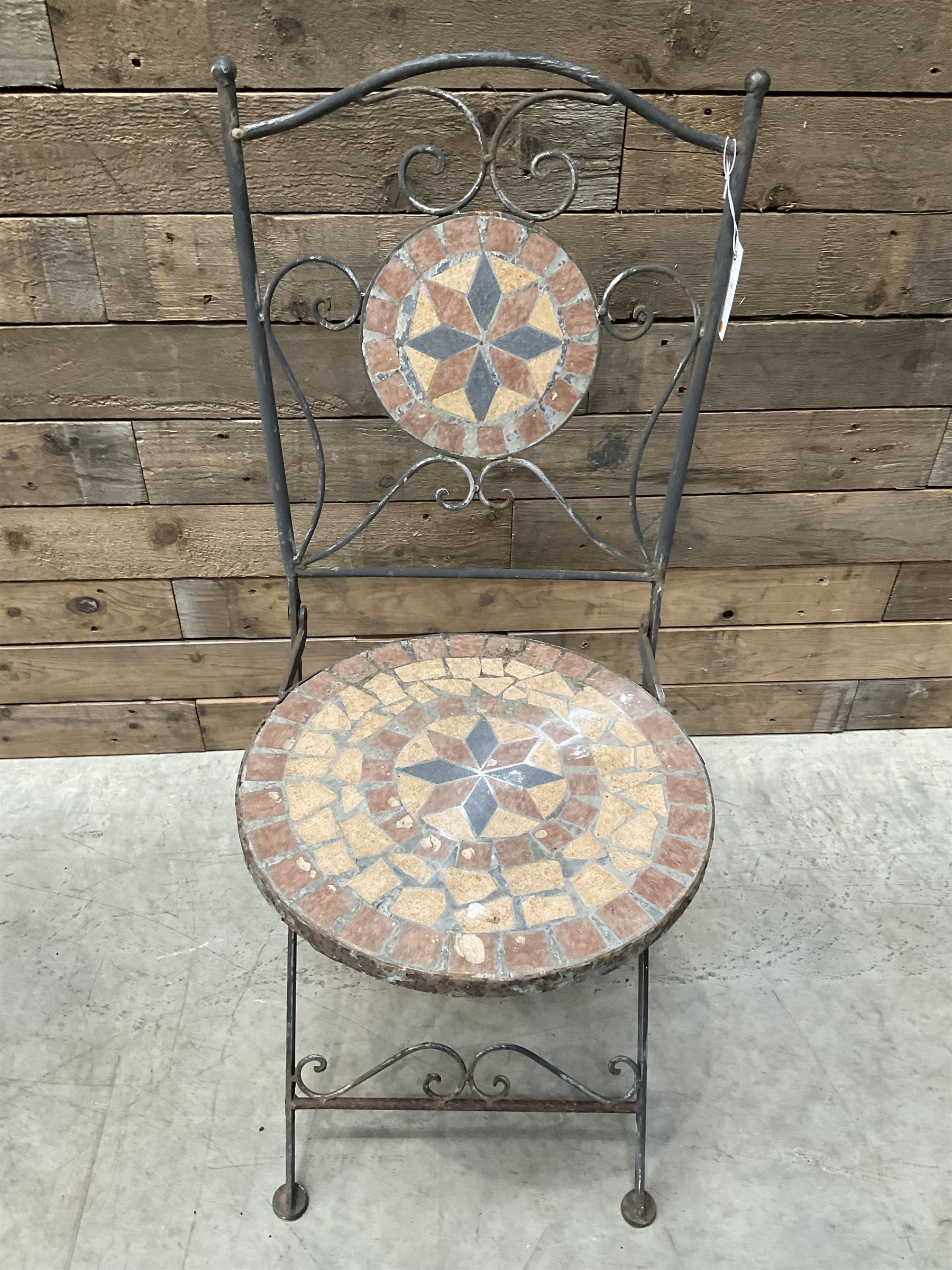 Mosaique circular garden table and four chairs