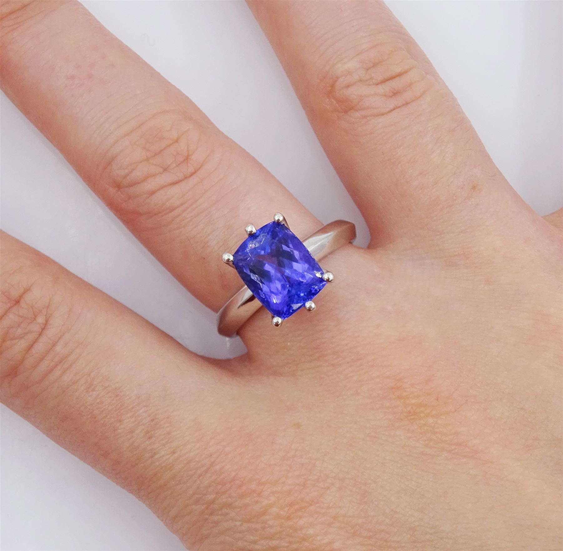 Silver single stone radiant cut tanzanite ring, stamped 925, tanzanite 3.46 carat