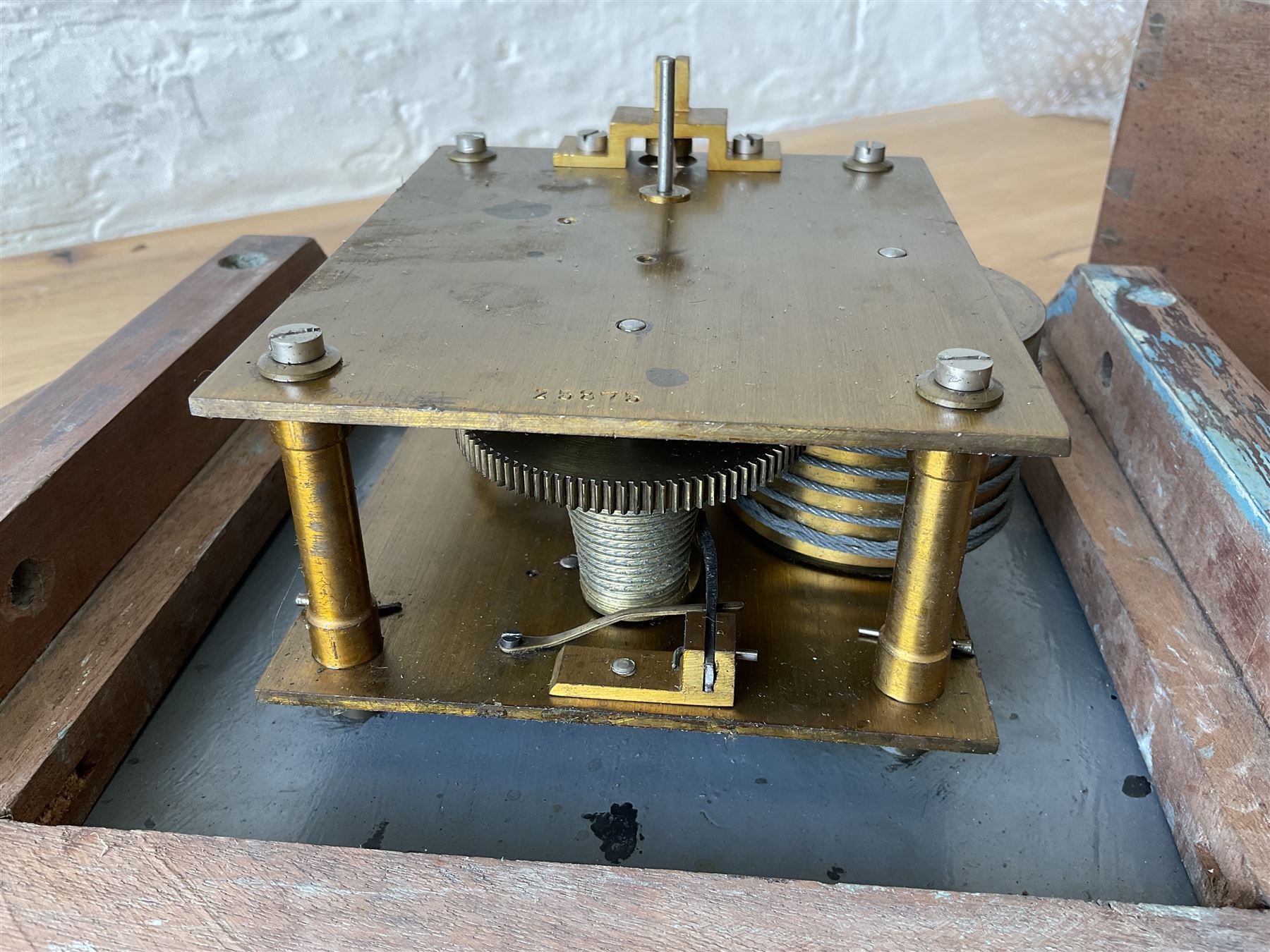 English - early 20th century mahogany cased 8-day fusee wall clock, with a  9”  painted dial ,spun bezel and flat glass,  Roman numerals, minute markers and steel spade hands, wire driven fusee, with pendulum.