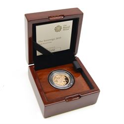 Queen Elizabeth II 2019 gold proof full sovereign coin, cased with certificate