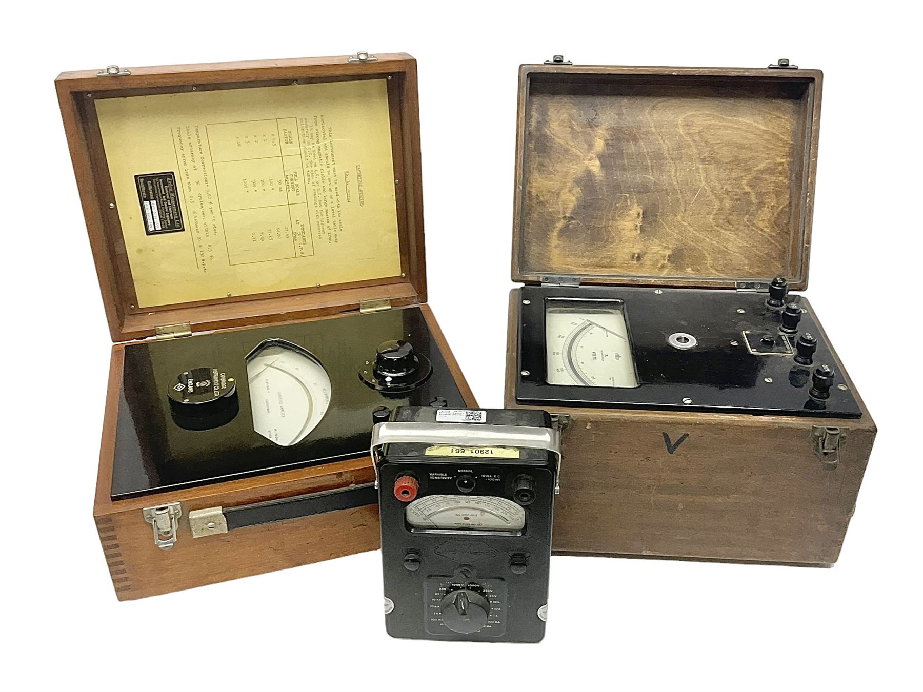 Cambridge Scientific Instrument Co voltmeter, Heavy Duty Avometer, and a further voltmeter (3)