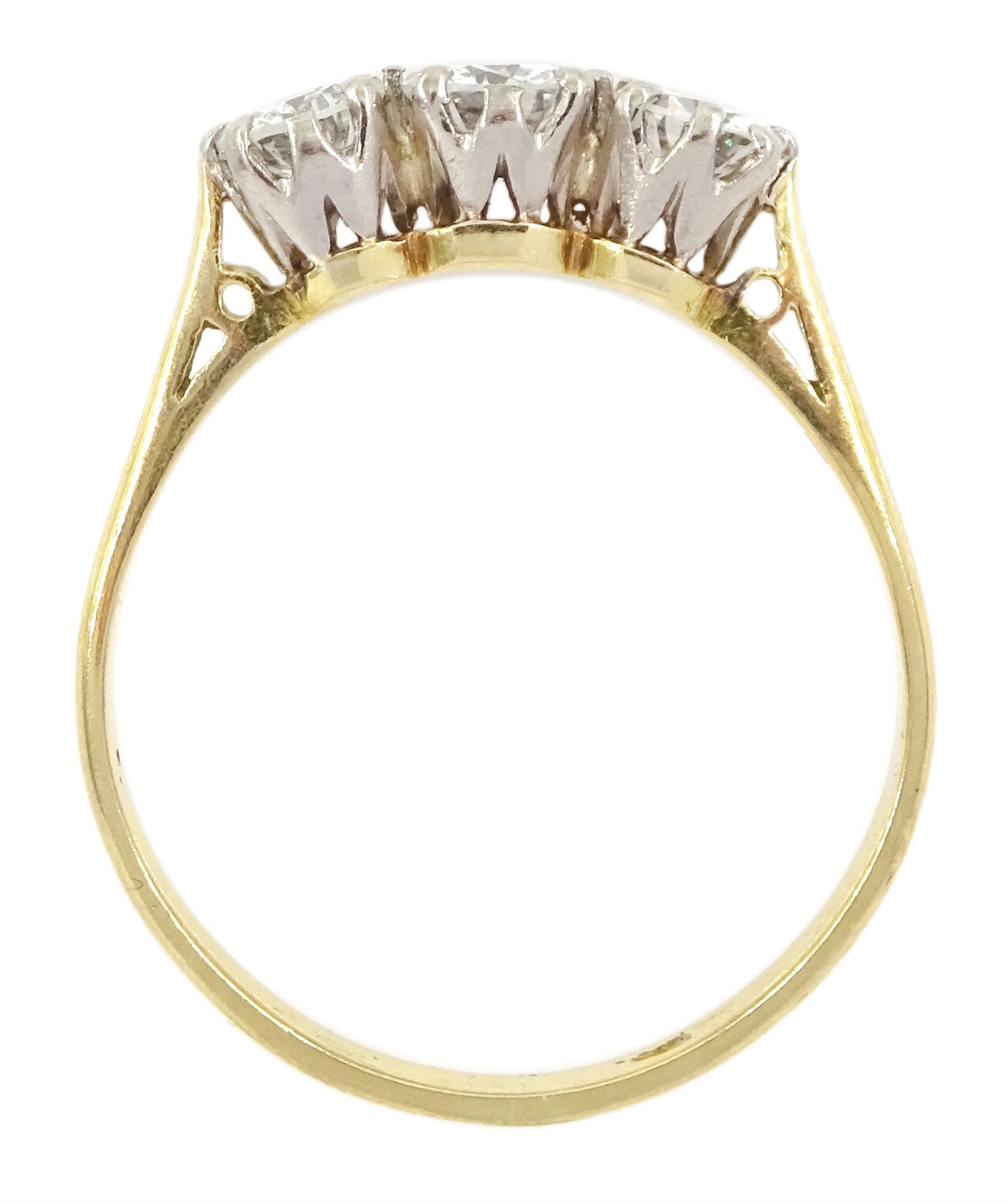 18ct gold three stone round brilliant cut diamond ring, total diamond weight approx 1.00 carat