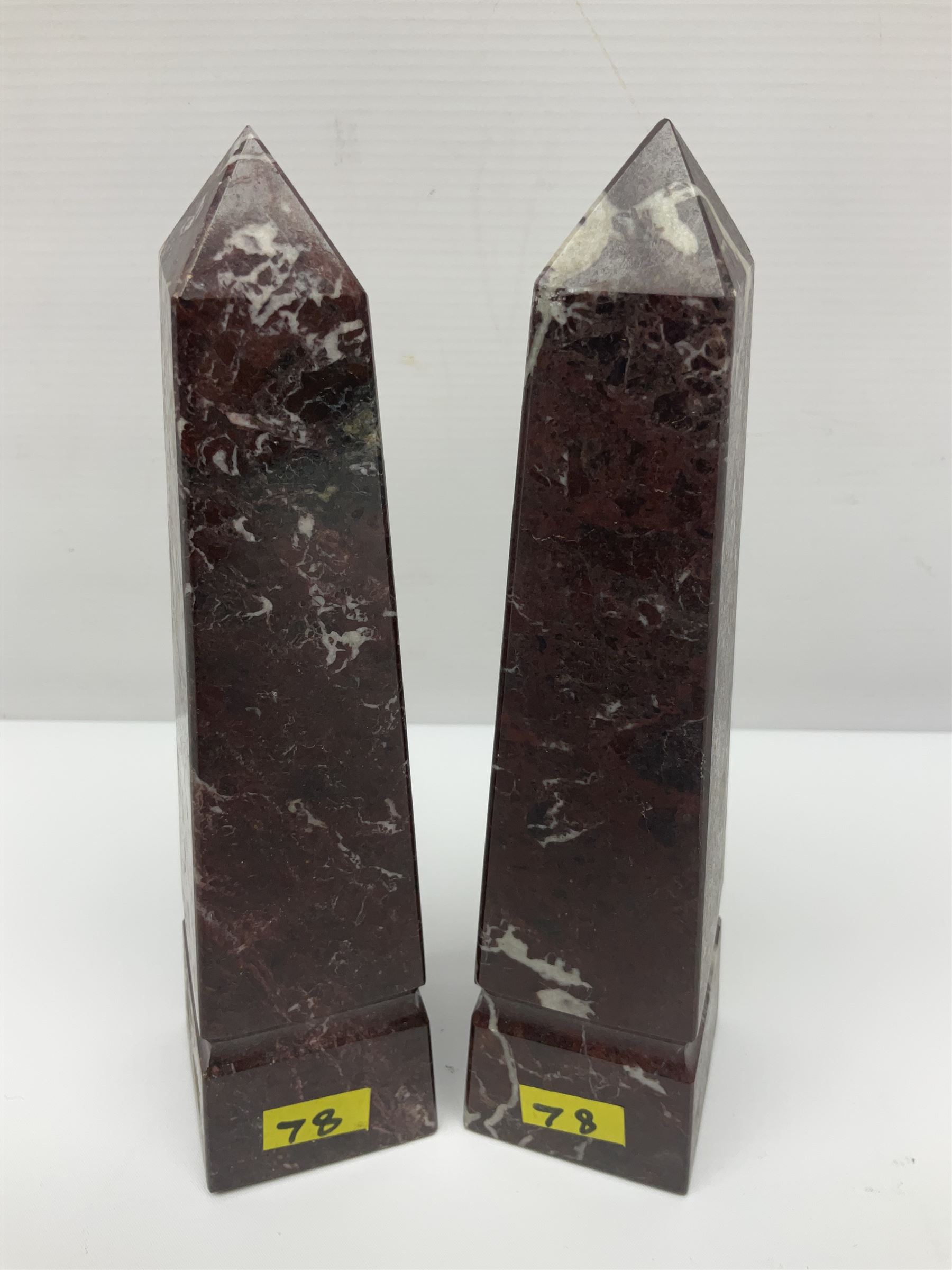 Pair of red marble obelisks H20cm