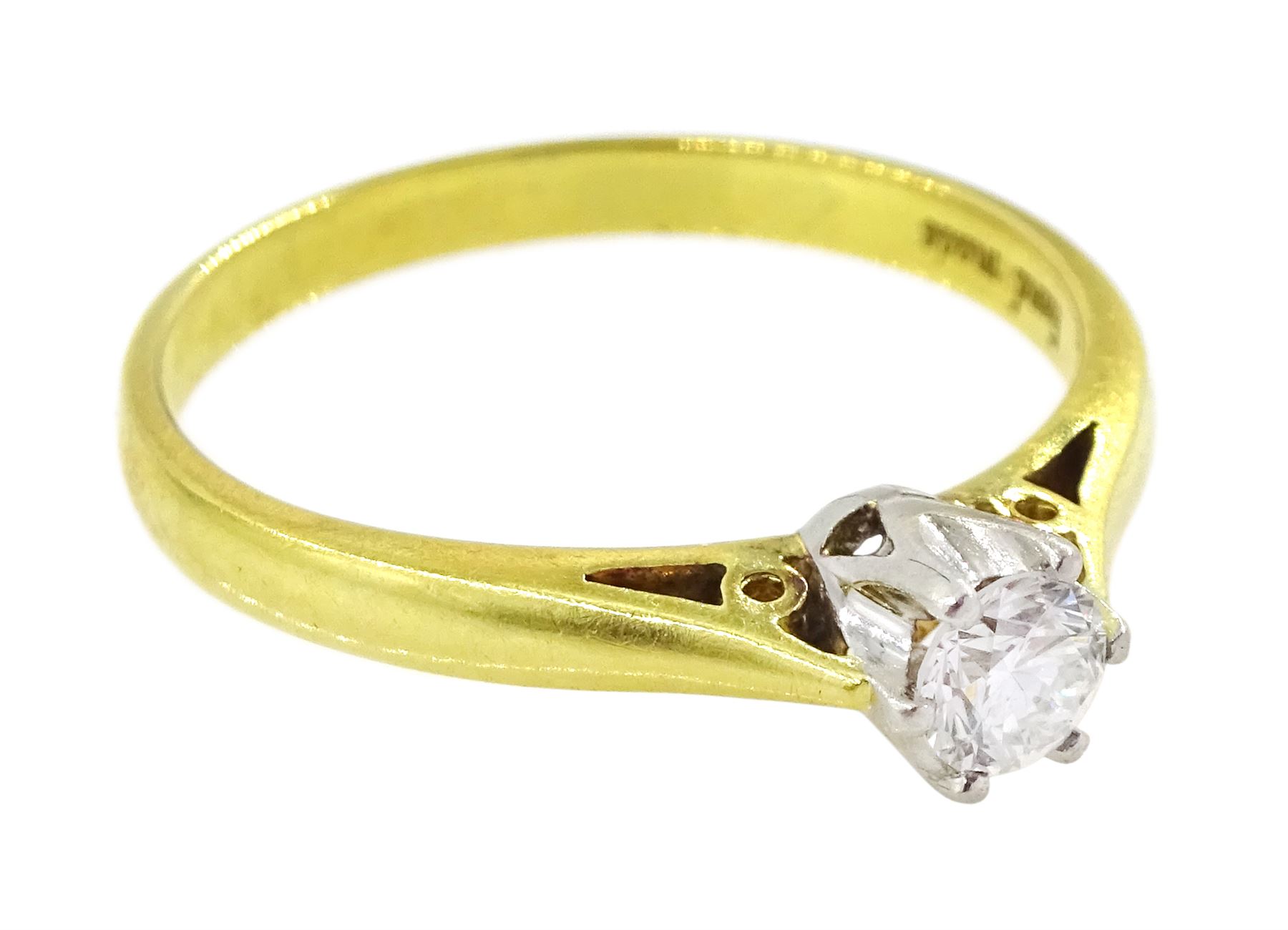 18ct gold single stone round brilliant cut diamond ring, London 2012, diamond approx 0.25 carat