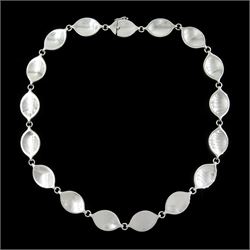 Georg Jensen silver necklace, No. 171, designed by Flemming Eskilden, London 1999, boxed