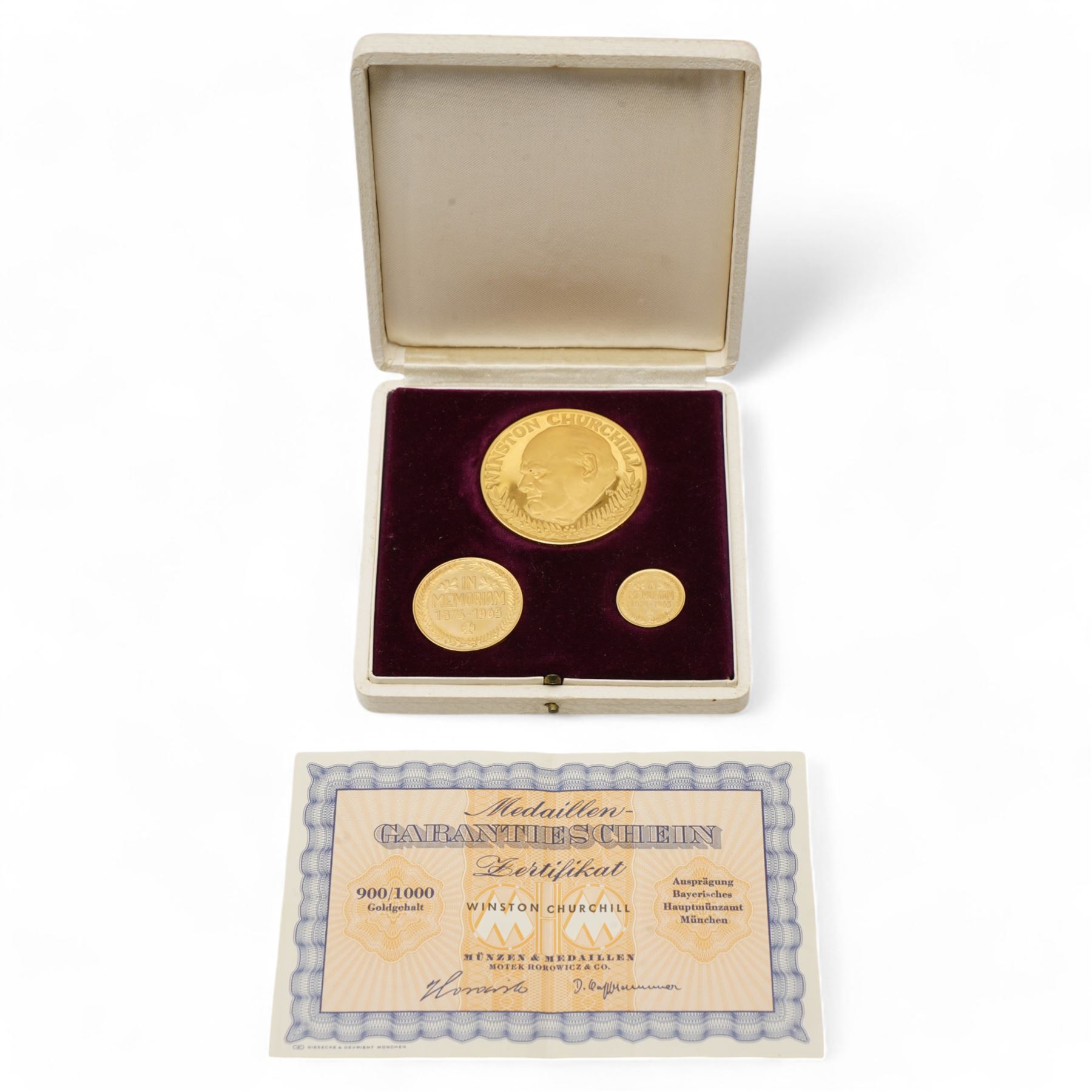 Sir Winston Churchill 'In Memoriam 1874-1965' set of three eighteen carat gold medallions, total weight approximately 90 grams, housed in a fitted case
